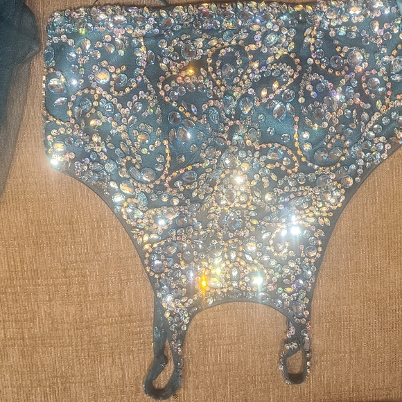 Homecoming Dress - Picture 2 of 7